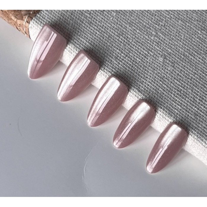 Cat-Eye Pâle Métallique 